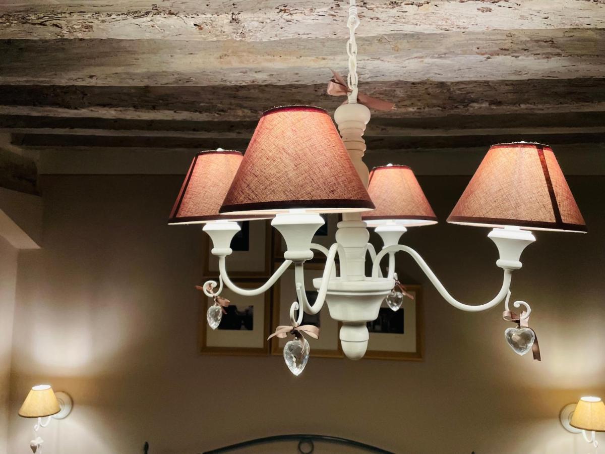 לוקה All'Interno Delle Mura Appartamento Con Wi-Fi E Netflix מראה חיצוני תמונה