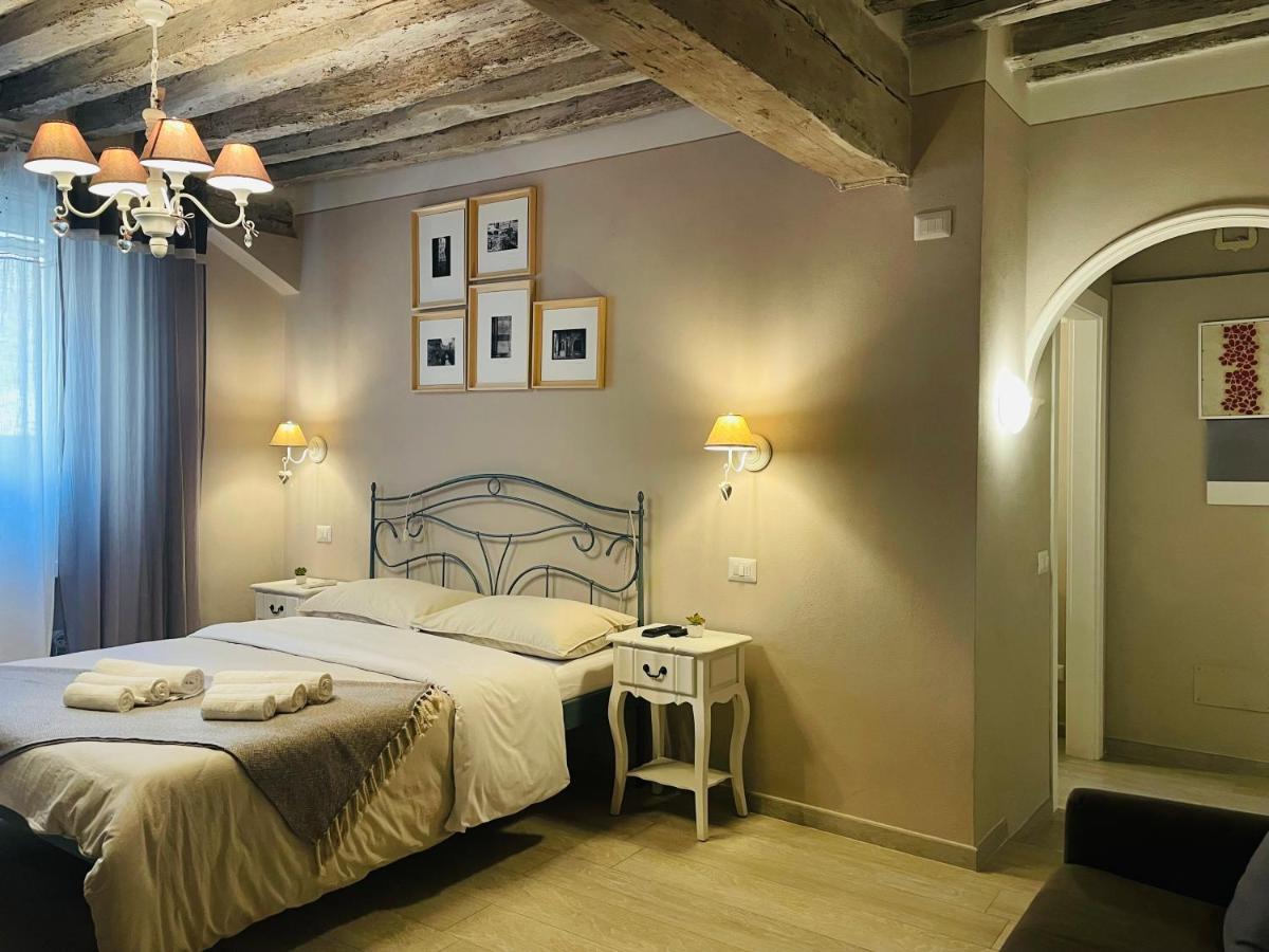 לוקה All'Interno Delle Mura Appartamento Con Wi-Fi E Netflix מראה חיצוני תמונה