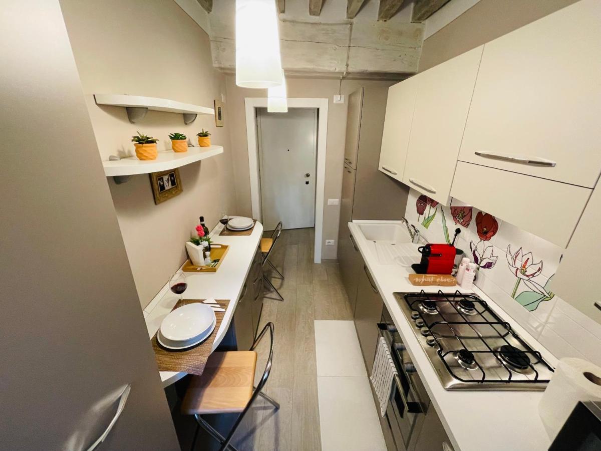 לוקה All'Interno Delle Mura Appartamento Con Wi-Fi E Netflix מראה חיצוני תמונה