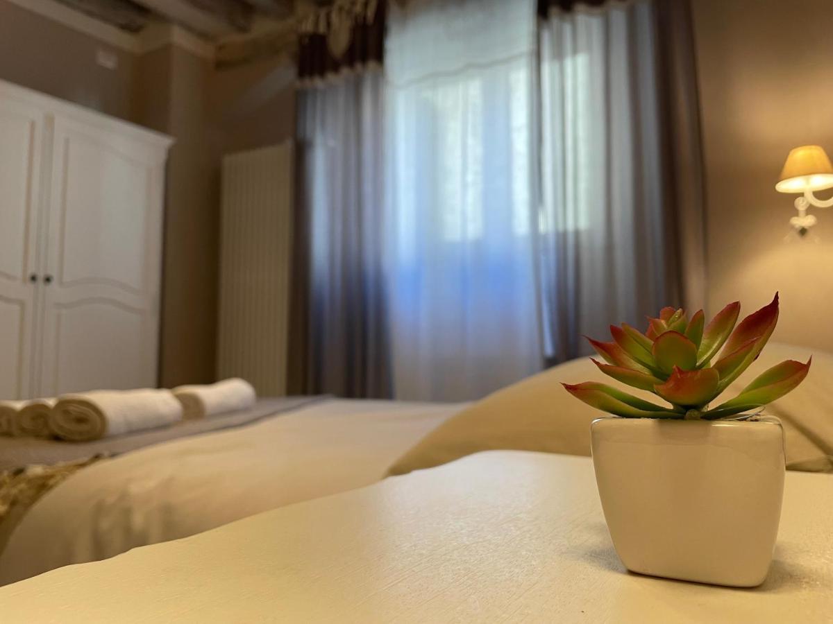 לוקה All'Interno Delle Mura Appartamento Con Wi-Fi E Netflix מראה חיצוני תמונה